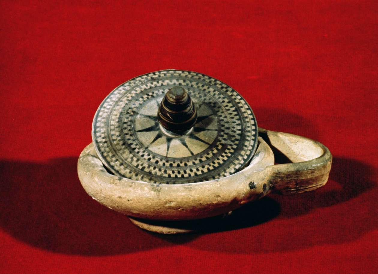 Etruscan इत्र धारक (मिट्टी के बरतन) द्वारा अज्ञात