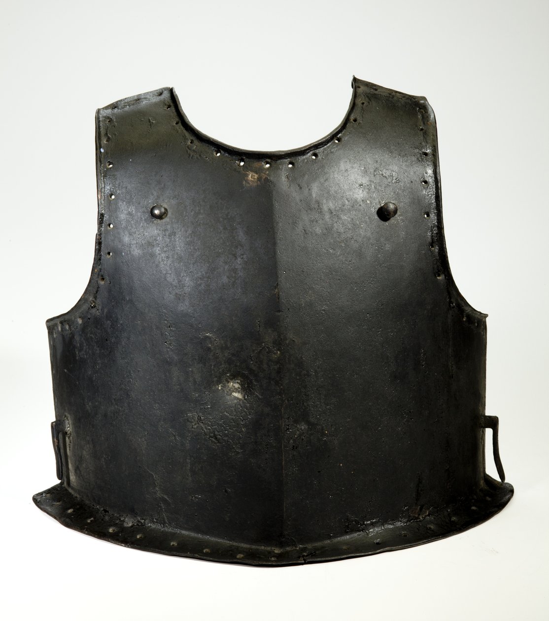 एक हार्वेबसियर के लिए ब्रेस्टप्लेट, c.1625-50 (लोहे और काले रंग) द्वारा (attr.to) जर्मन स्कूल
