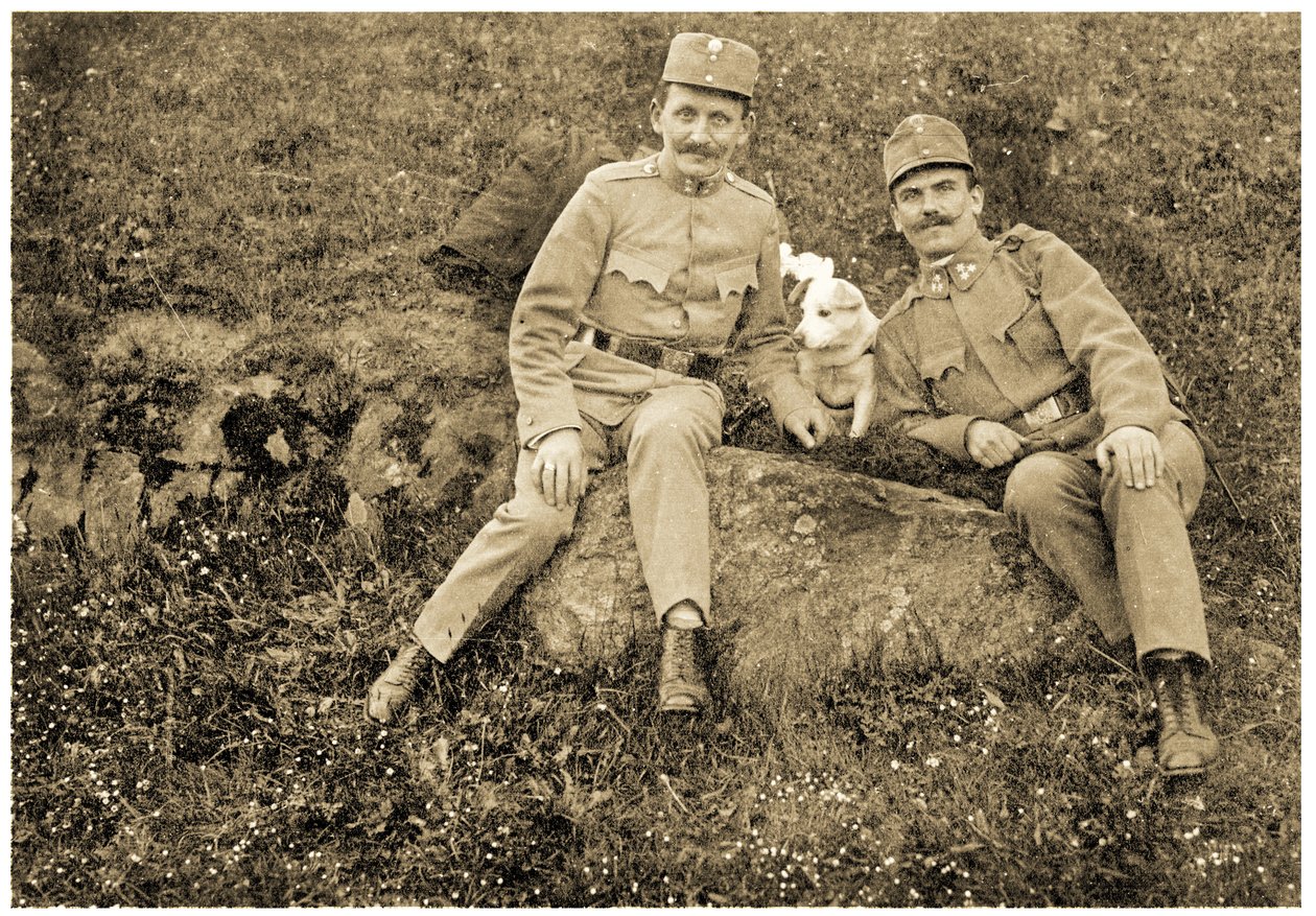 कुत्ते के साथ ऑस्ट्रियाई सैनिक, 1914-18 द्वारा अज्ञात