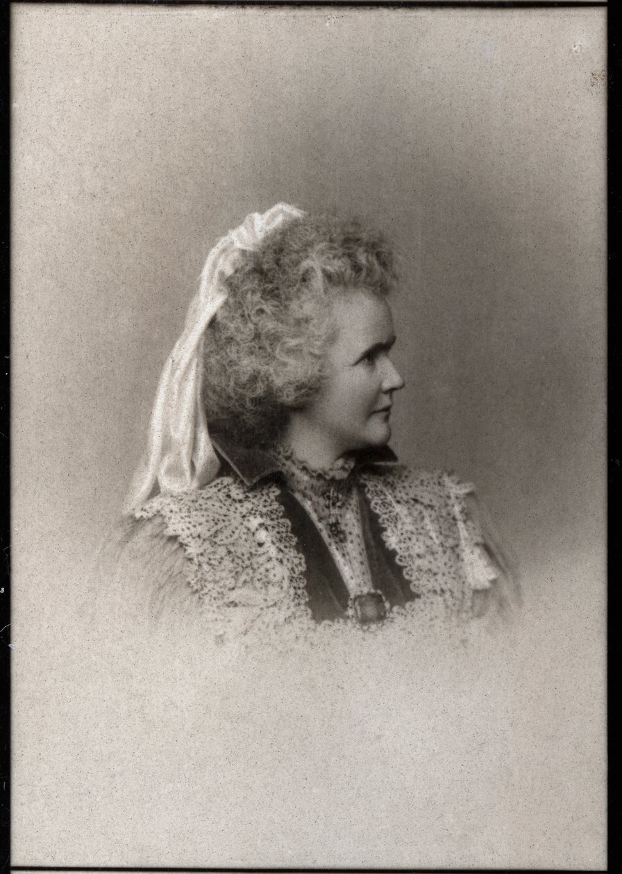 पोर्ट ऑफ एलिसबेथ ऑफ वेड (1843-1916), रोमानिया की रानी संघ। द्वारा फ्रेंच फोटोग्राफर