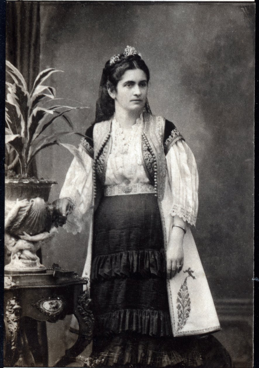 मोंटेनेग्रो की राजकुमारी मिलिना वॉटोटिक (1847-1923) का चित्रण। द्वारा फ्रेंच फोटोग्राफर