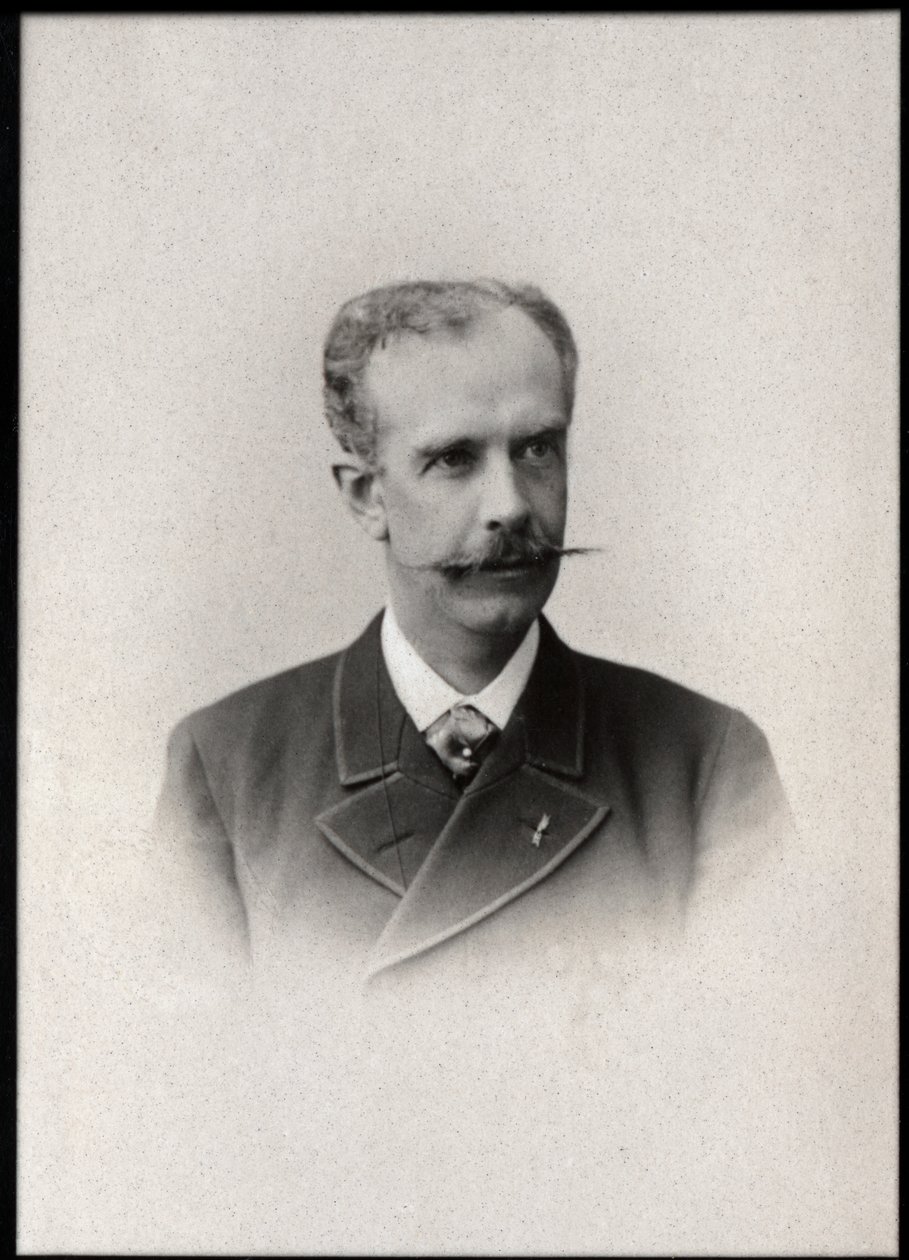 पॉल गेब्रियल ओथेनिन पोर्टहॉउसविले (1843-1924), फ्रेंच राजनेता और लेखक के चित्र। द्वारा फ्रेंच फोटोग्राफर
