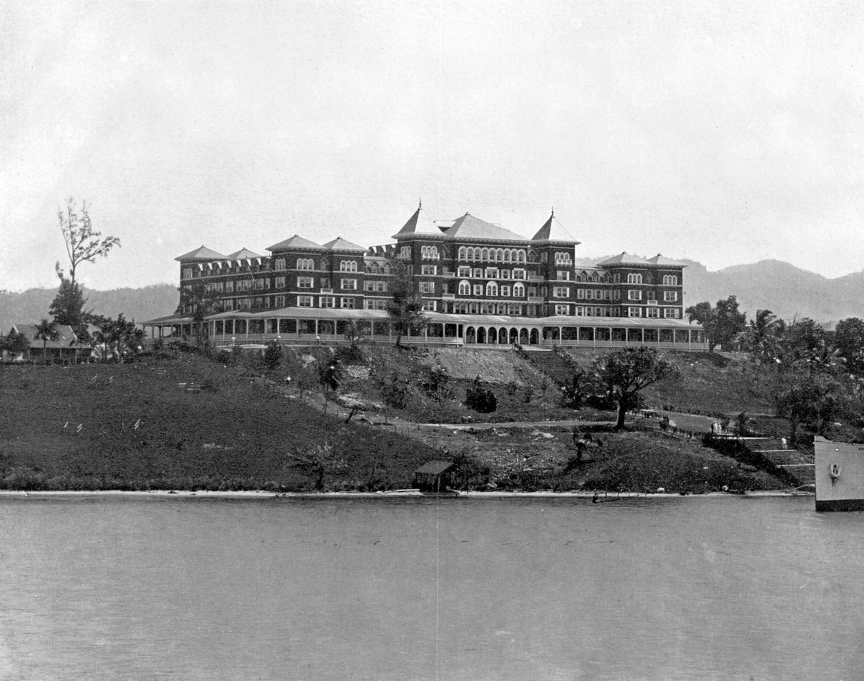 Titchfield Hotel, पोर्ट एंटोनियो, जमैका, c1905। द्वारा एडोल्फ डुपरली और सोन