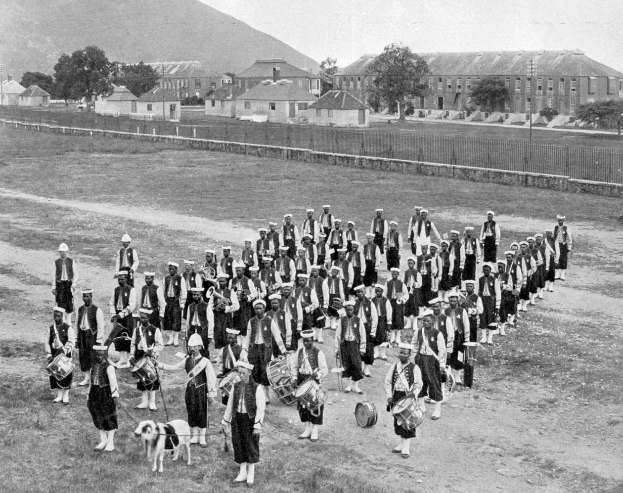 वेस्ट इंडियन बैंड, उप-पार्क-कैम्प, जमैका, c1905 द्वारा एडोल्फ डुपरली और सोन