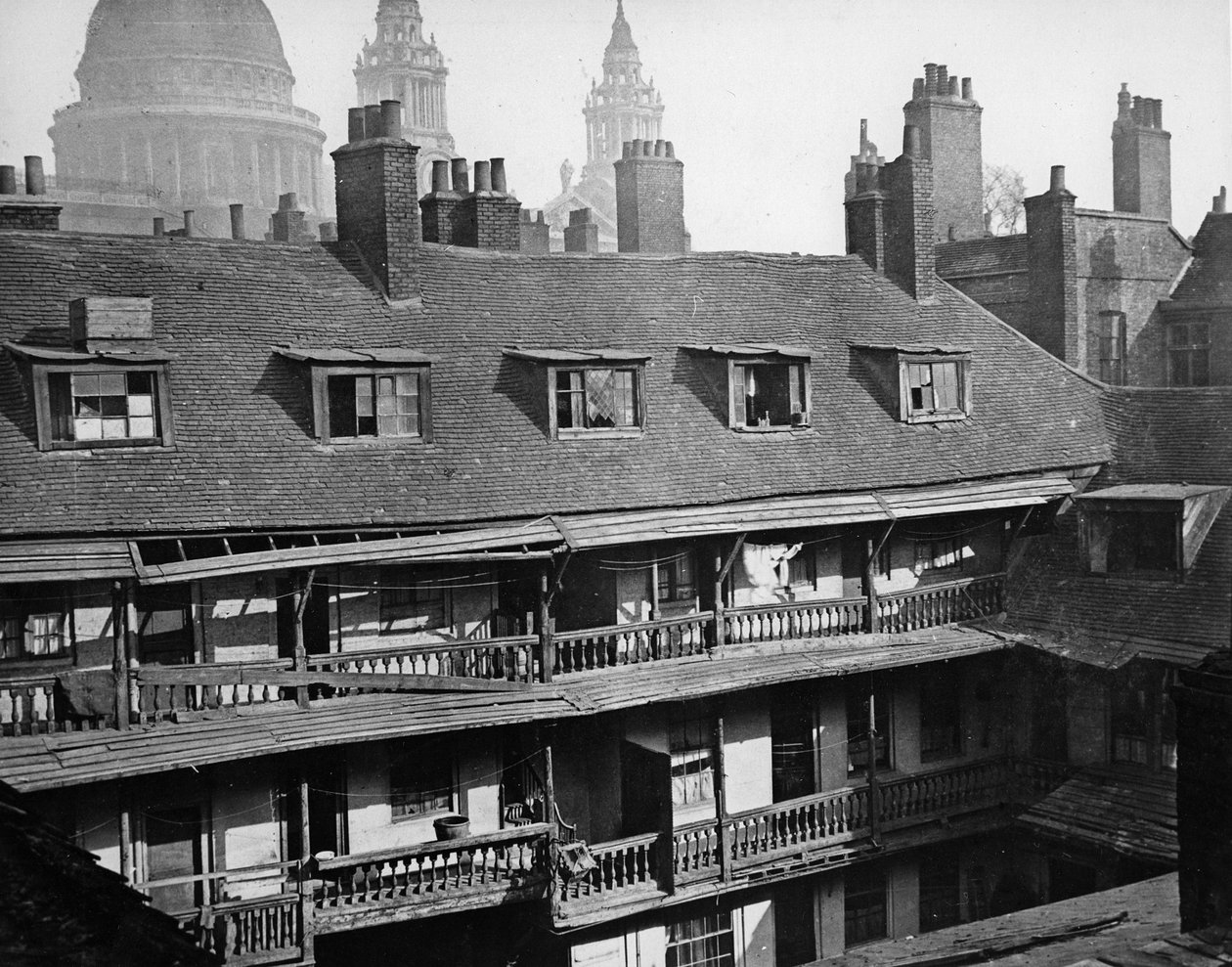 ऑक्सफोर्ड आर्म्स, वारविक लेन, 1875 द्वारा अल्फ्रेड और जॉन बूल