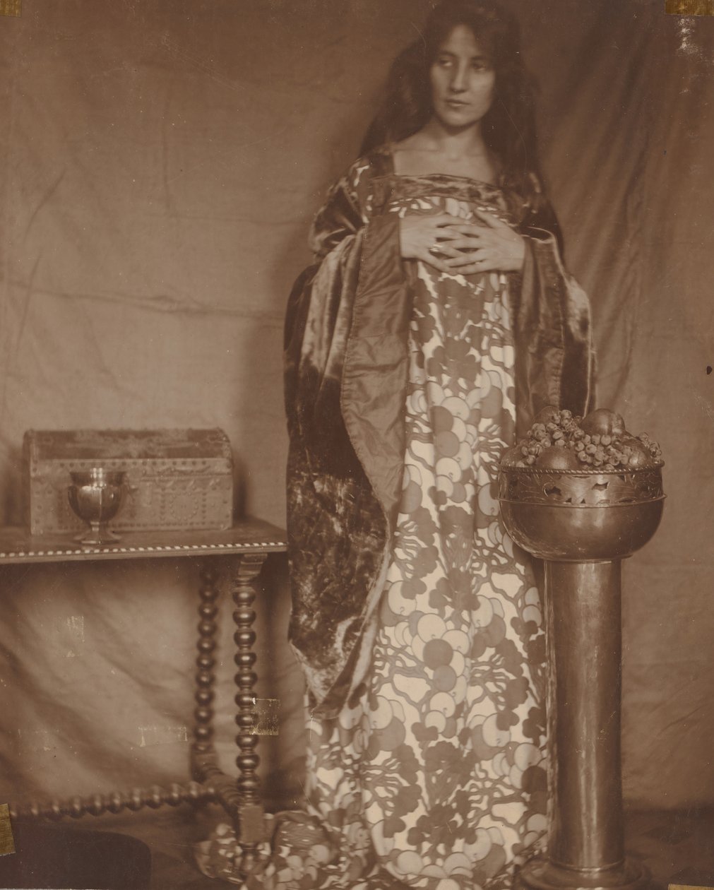 ऐलिस डायडोनने चेस का पोर्ट्रेट, सीए। 1906. द्वारा ऐलिस गर्सन चेस
