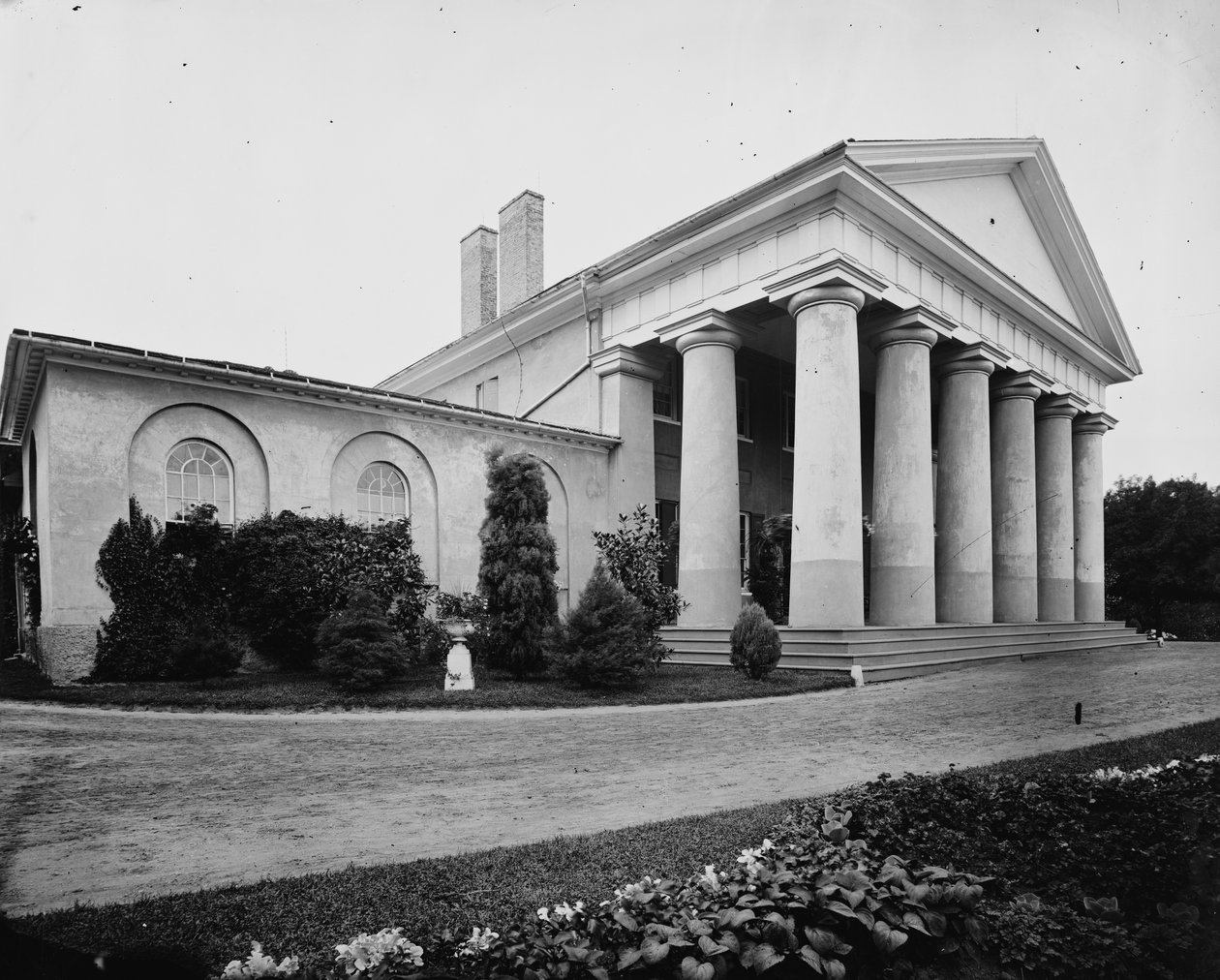 ली हवेली - बाहरी, 1860-80 द्वारा अमेरिकी फोटोग्राफर