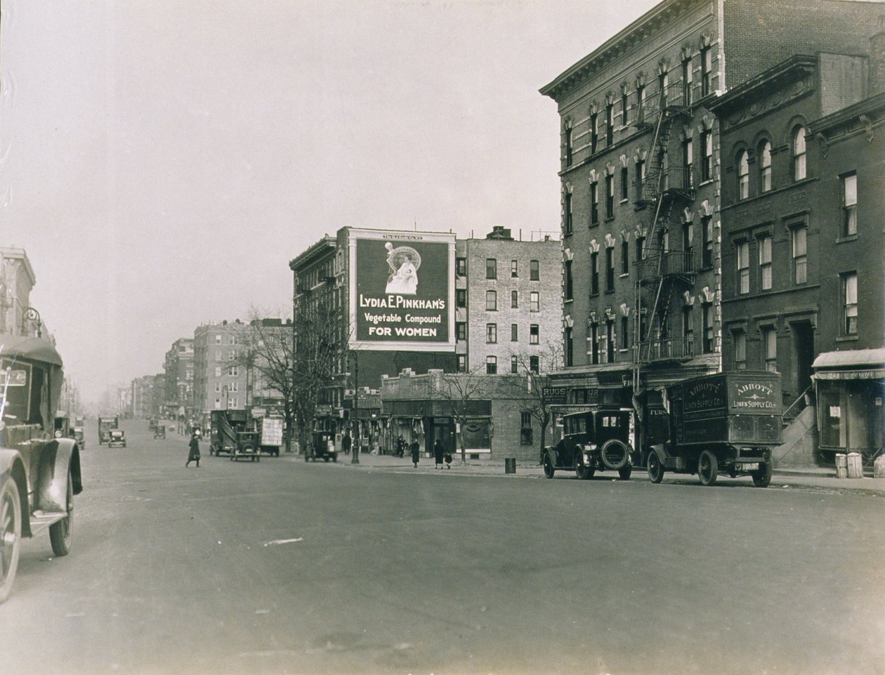 Lydia Pinkham Co. विज्ञापन, 1923 द्वारा अमेरिकी फोटोग्राफर