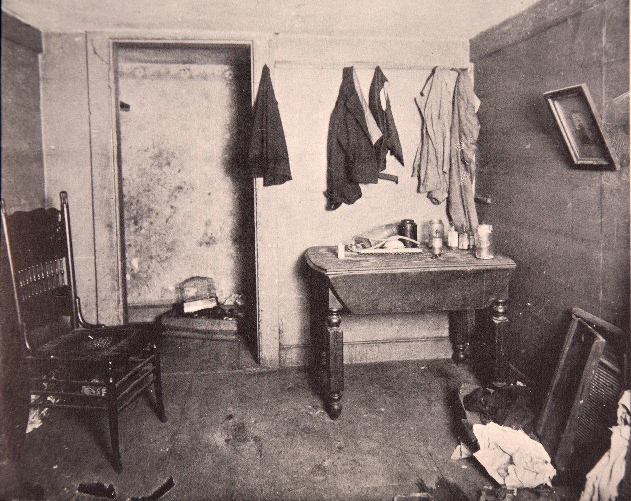 न्यूयॉर्क टेनेमेंट हाउसिंग, 1890s द्वारा अमेरिकी फोटोग्राफर