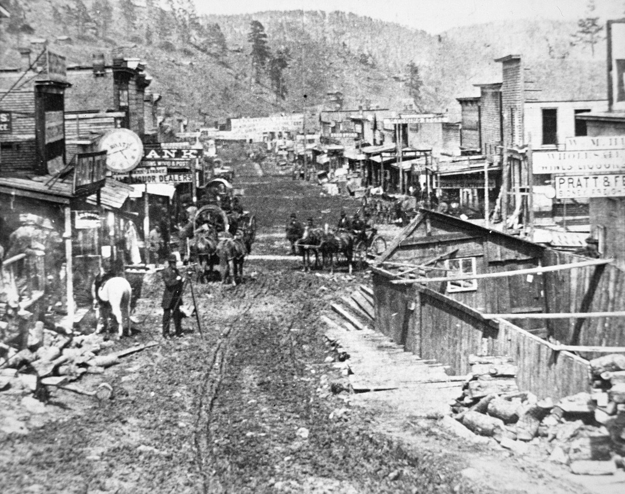 डेडवुड, डकोटा टेरिटरी, c.1877 (b/w फोटो) द्वारा अमेरिकी फोटोग्राफर