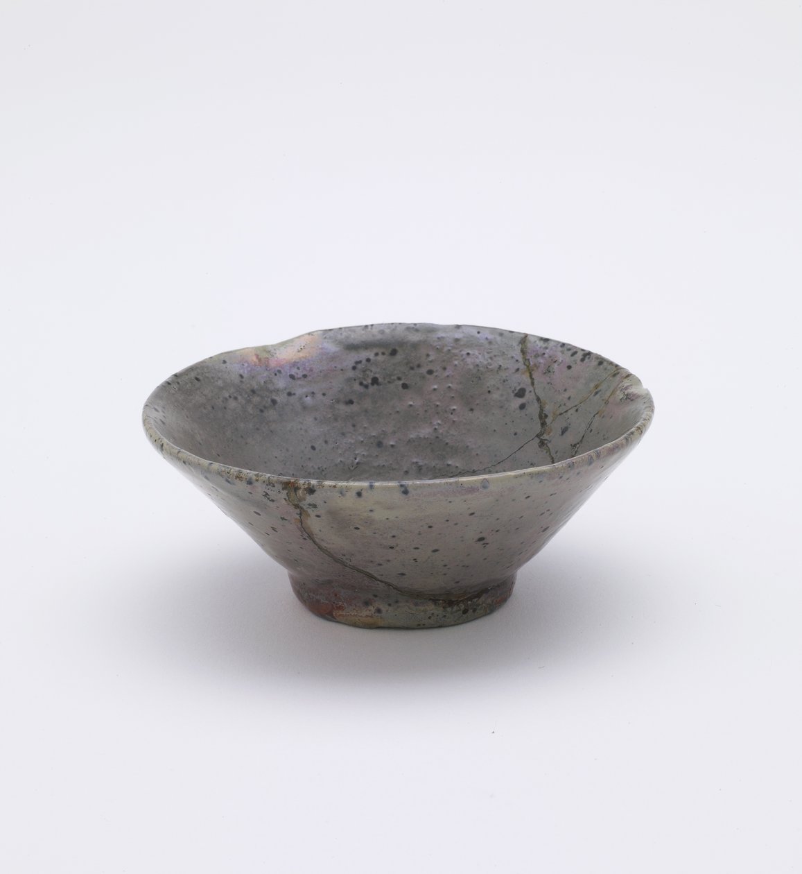बाउल, डेट्रायट, मिशिगन, c.1912 (सिरेमिक) द्वारा अमेरिकी स्कूल