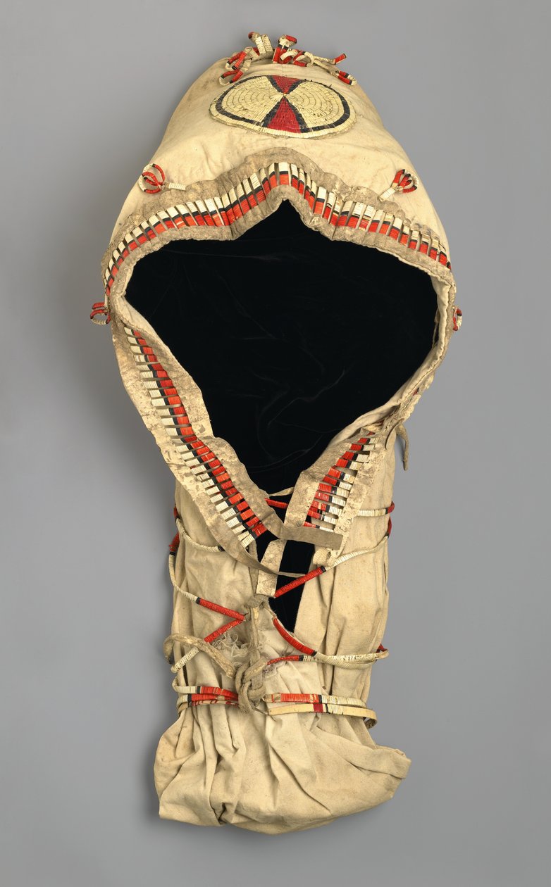 क्रैपल बोर्ड विथ क्विल वर्क, Arapaho लोगों द्वारा बनाया गया, c.1870s (मलमल, विलो, साही क्विल और हिरण छिपाना) द्वारा अमेरिकी स्कूल
