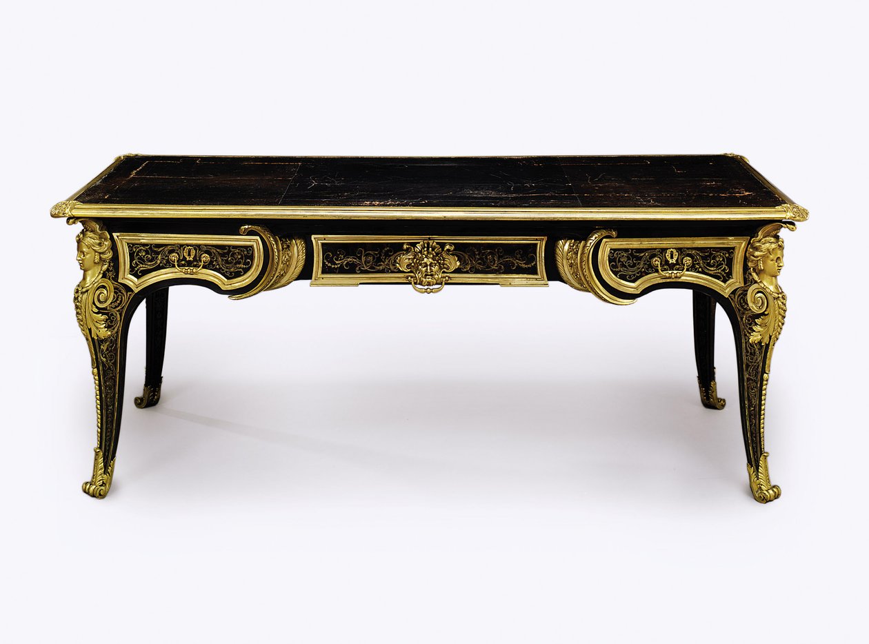 लुई XIV ऑर्मोलु-माउंटेड ब्राउन कछुआ ब्यूरो पठार, c.1710 द्वारा आंद्रे चार्ल्स बाउल
