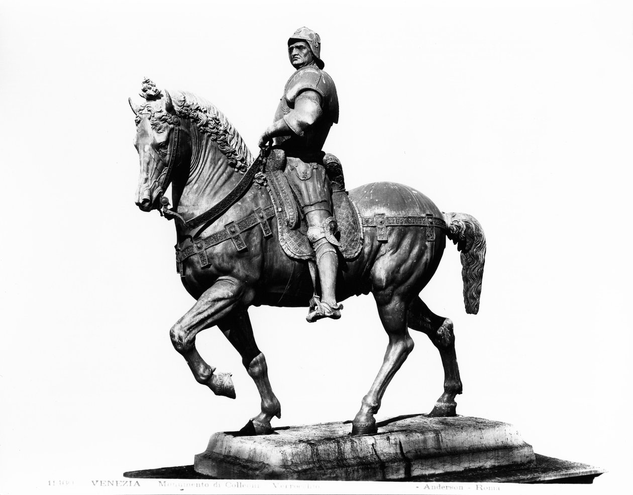 कोंडोटियरे बार्टोलोमो कोलेओनी (1400-75) (कांस्य) की घुड़सवारी प्रतिमा (बी/डब्ल्यू फोटो) द्वारा एंड्रिया डेल वेरोकियो