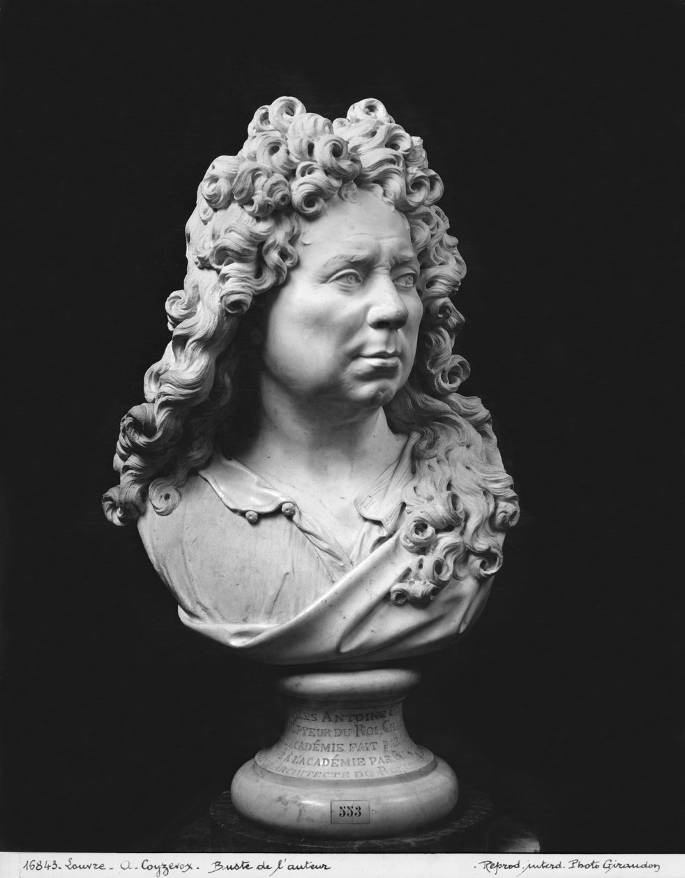 स्व चित्र, c.1680-93 (संगमरमर) द्वारा एंटोनी कॉयसेवॉक्स