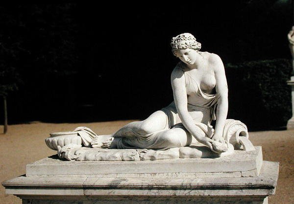Parterre de Latone से शैल के साथ अप्सरा द्वारा एंटोनी कॉयसेवॉक्स