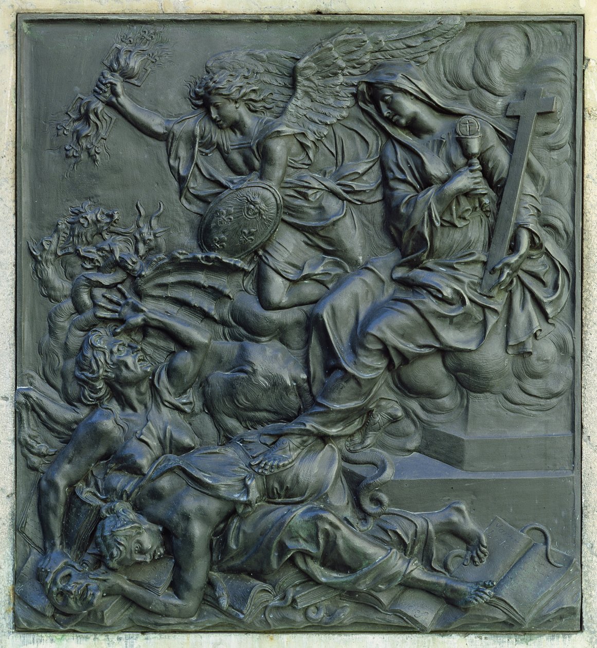 फ्रांस के फरिश्ते को खदेड़ना, लुइस XIV की मूर्ति की पीठ से विस्तार, c.1687 (कांस्य) द्वारा एंटोनी कॉयसेवॉक्स