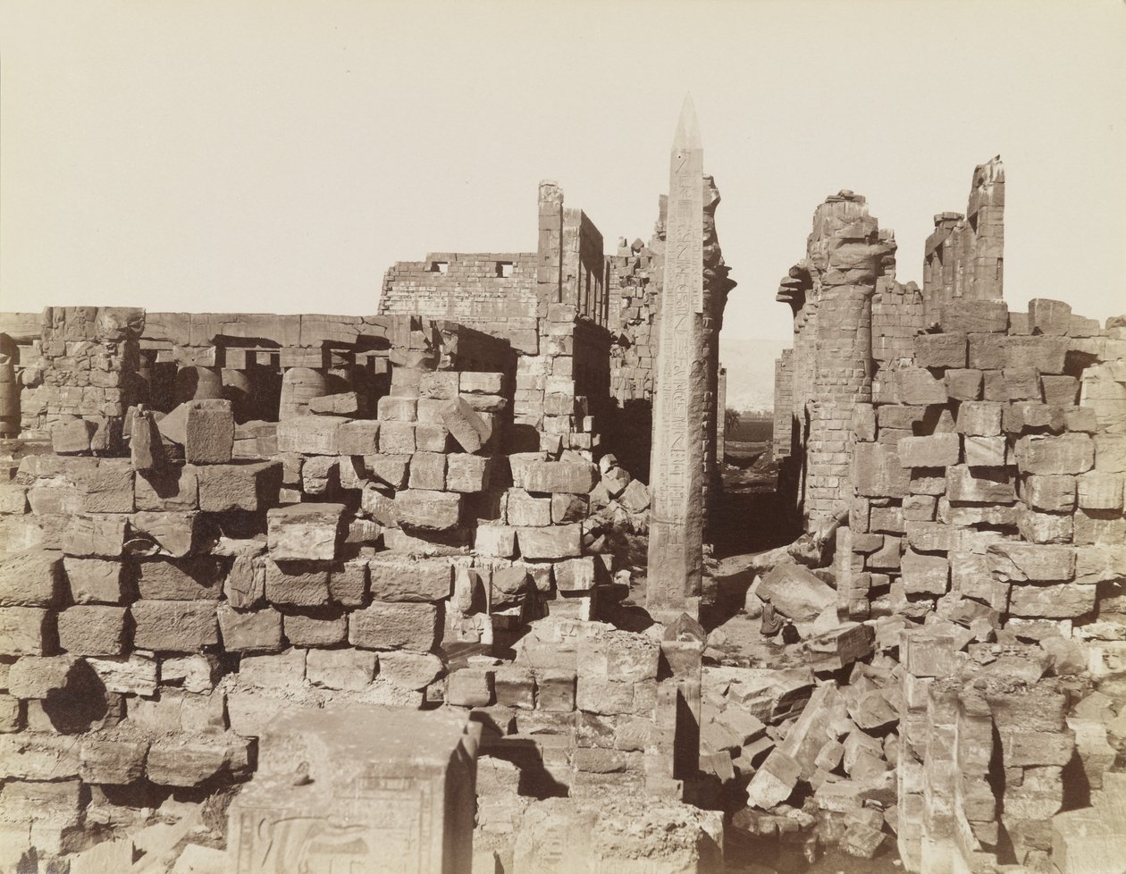 कर्णक मंदिर, मिस्र द्वारा एंटोनियो बीटो