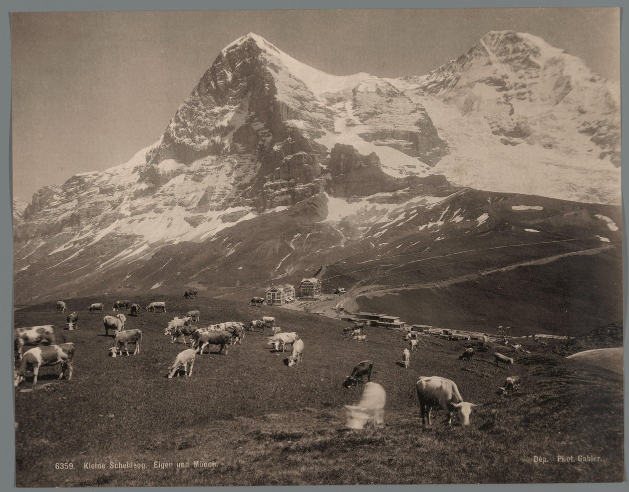  द्वारा आर्थर गेबलर