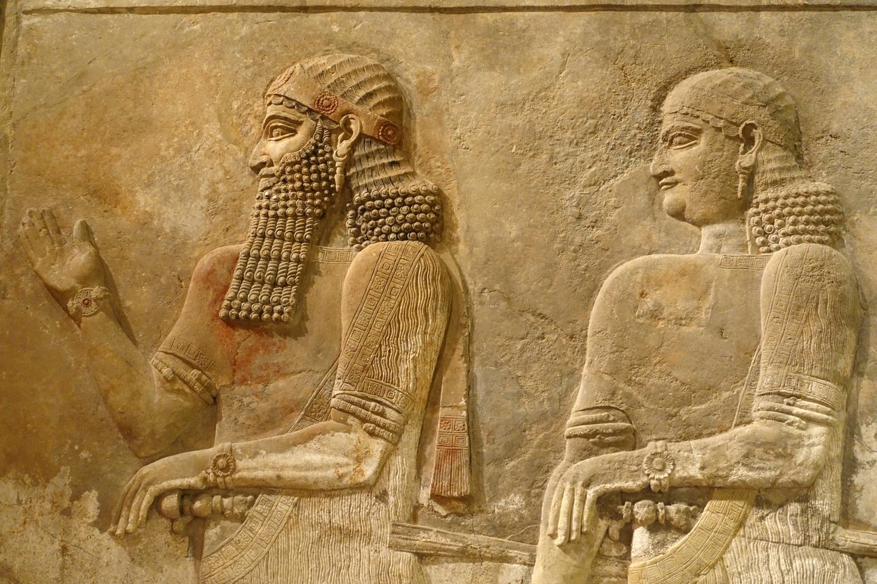 सरगोन II और गार्ड का विवरण, खोरसाबाद में राजा सरगोन के महल से राहत, c.716-713 ई.पू. द्वारा असीरियन