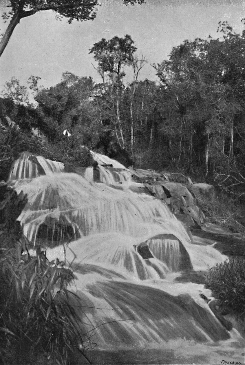 1895 में गोल्डन रिवर लेन्सो पर जलप्रपात द्वारा एक्सल फ्रिक