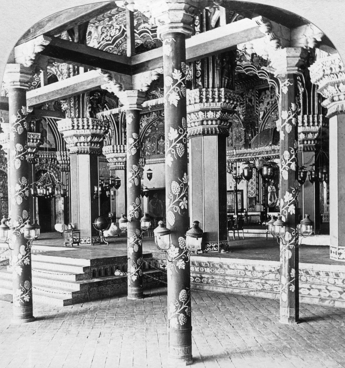 महाराजा दरबार हॉल, तंजौर की राजकुमारी, तंजौर तंजावुर, 1901 का महल। द्वारा बीएल सिंगली