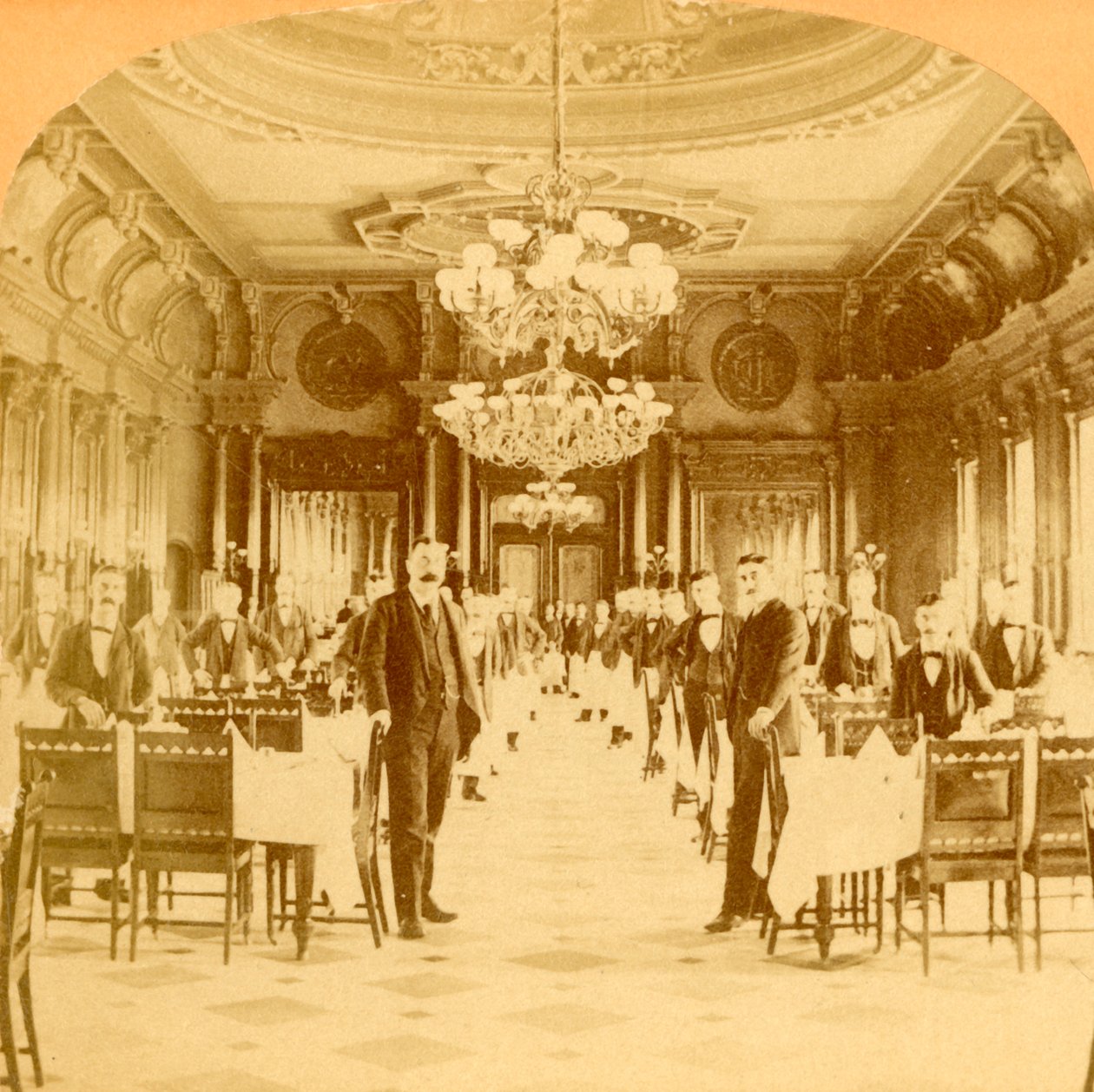 द ग्रेट डाइनिंग हॉल, विंडसर होटल, विश्व, मॉन्ट्रियल, कनाडा, 1894 में सबसे अच्छा कहा जाता है। द्वारा बीडब्ल्यू किलबर्न