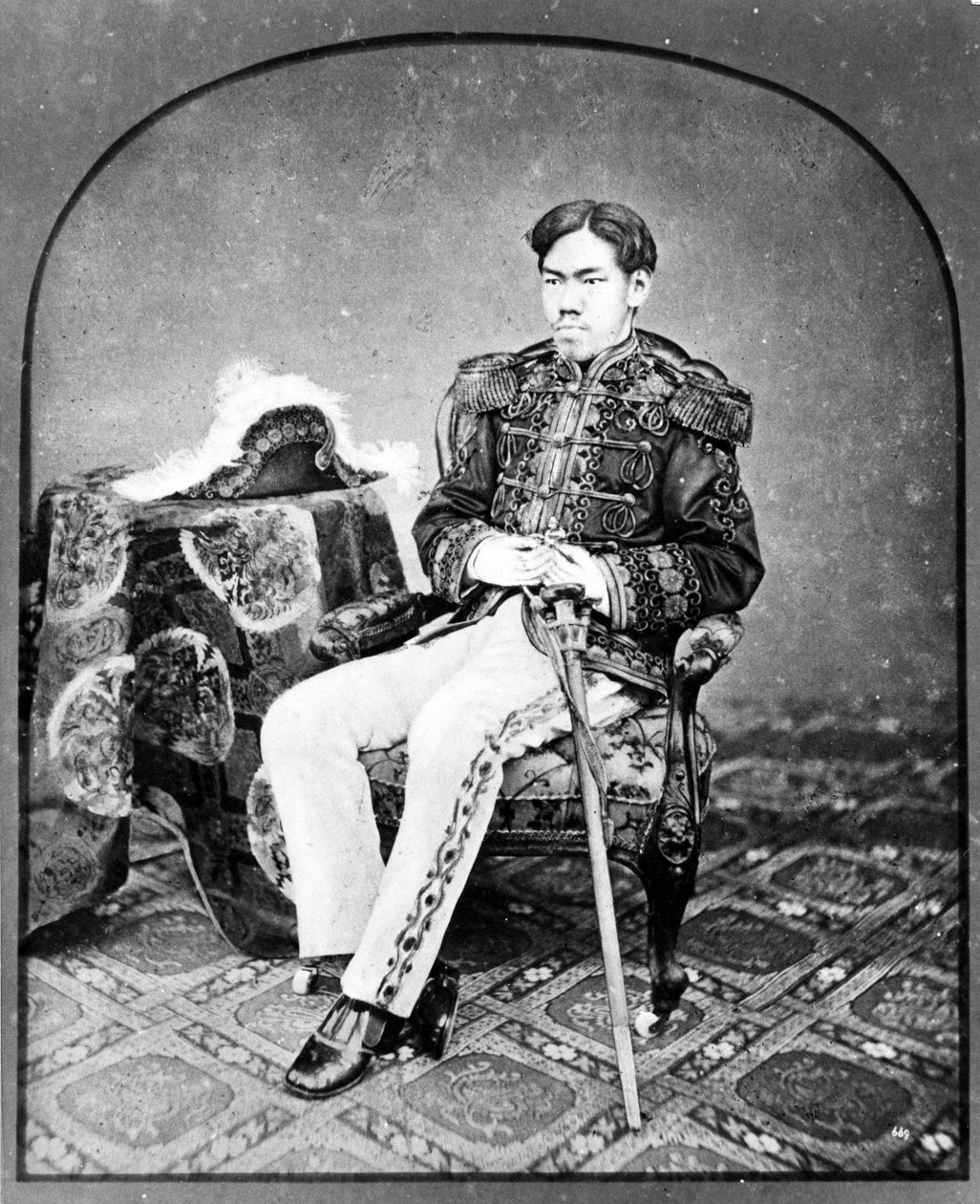 जापान के सम्राट मीजी, c.1878-9 द्वारा बैरन रायमुंड वॉन स्टिलफ्राइड