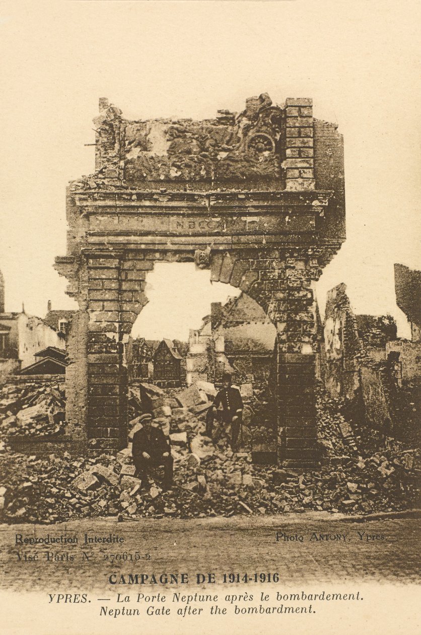 नेपच्यून गेट बमबारी के बाद, Ypres द्वारा बेल्जियम का फोटोग्राफर