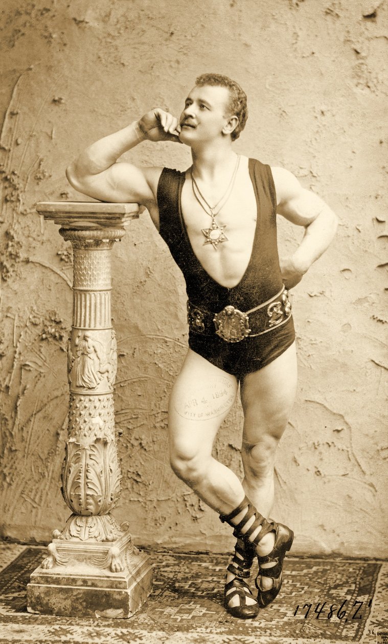 यूजेन सैंडो, शास्त्रीय प्राचीन ग्रीको-रोमन मुद्रा में, c.1894 द्वारा बेंजामिन जे फॉक