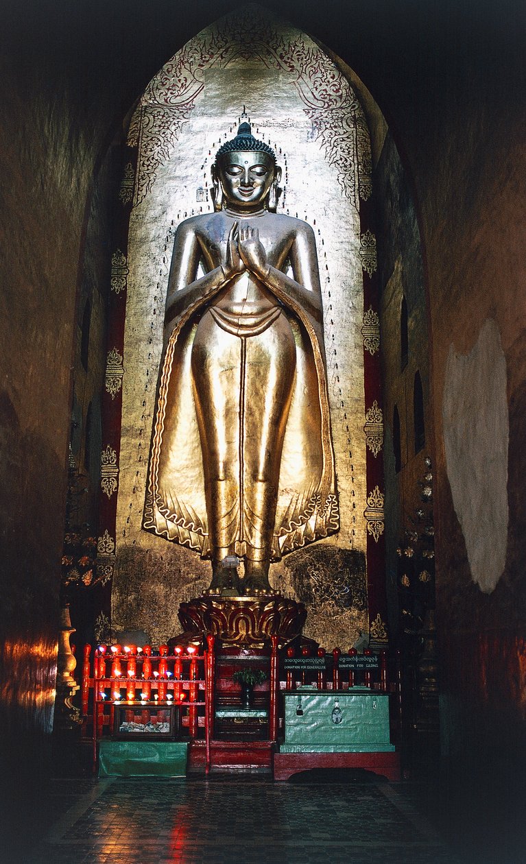 आनंद मंदिर, बागान (मूर्तिपूजक), म्यांमार (बर्मा) में बुद्ध में से एक काकुसंडा द्वारा बर्मी स्कूल