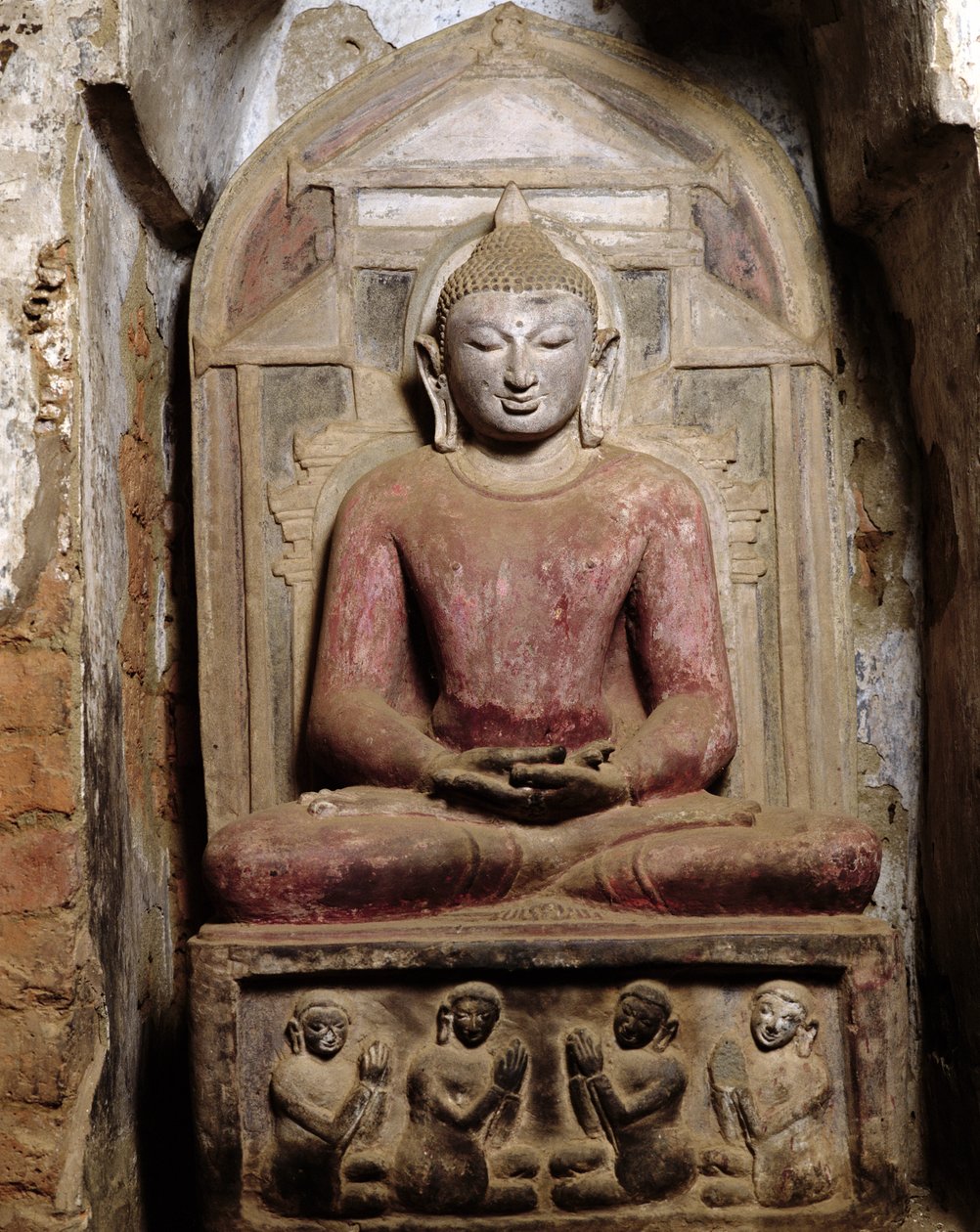 ध्यान में बैठे बुद्ध (पॉलीक्रोम पत्थर) द्वारा बर्मी स्कूल