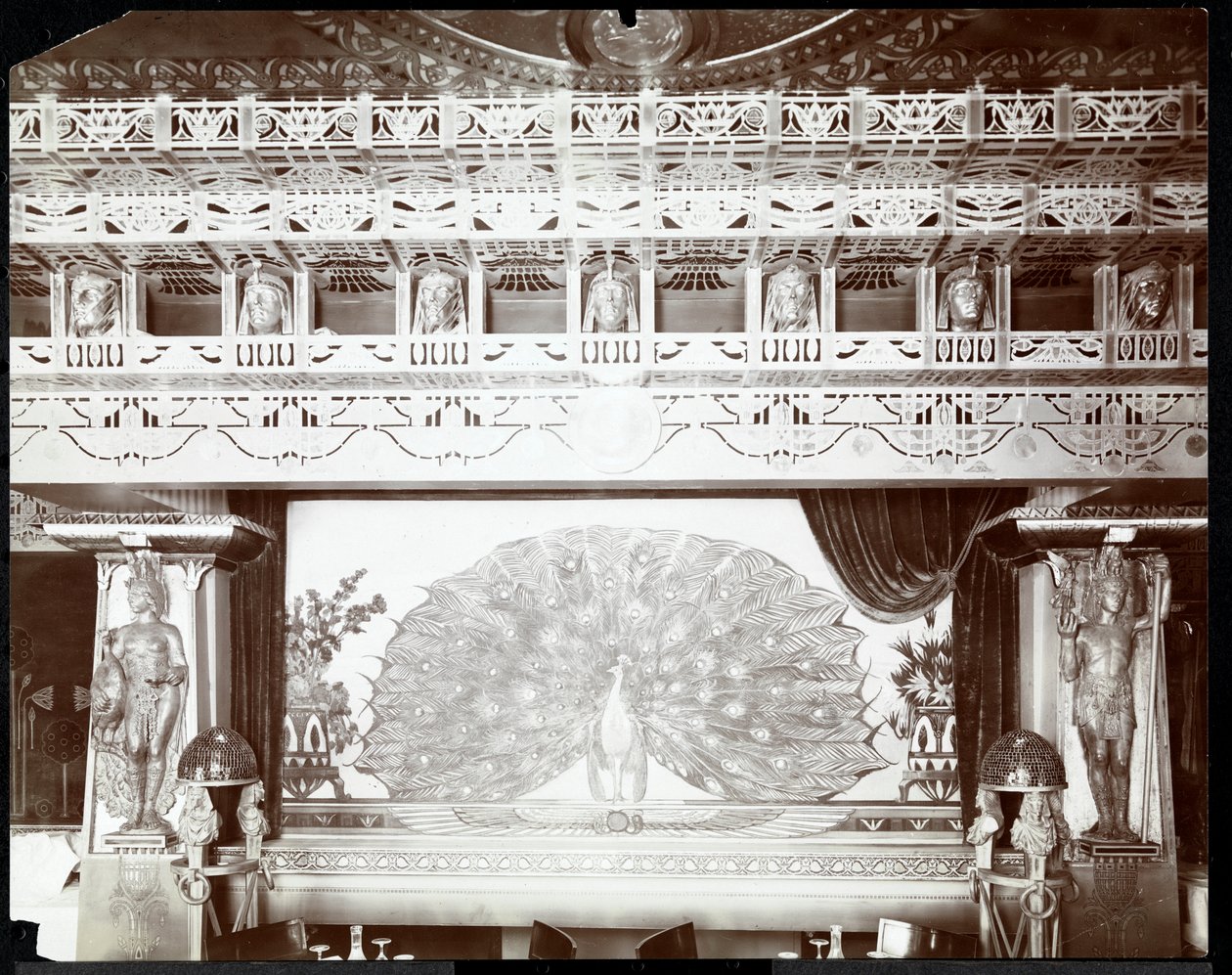 मुर्रे के होटल में रेस्तरां, विस्तार से, c.1908 (सिल्वर जिलेटिन प्रिंट) द्वारा बायरन कंपनी