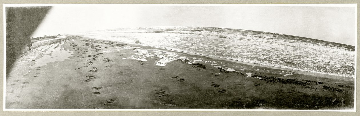 खान यूनिस, 1917 में समुद्र तट द्वारा कैप्टन। आर्थर रोड्स
