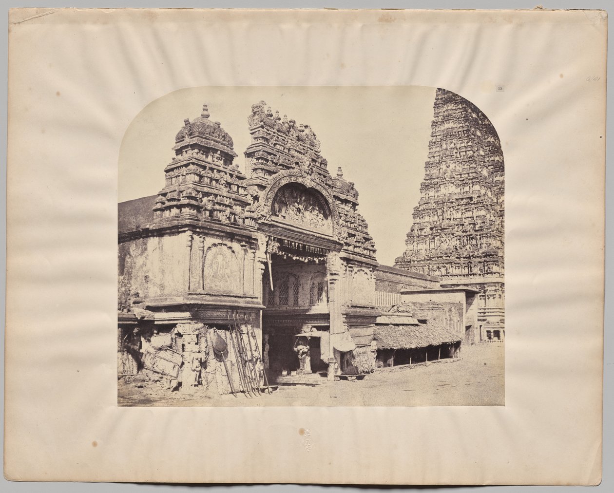  द्वारा कैप्टन लिनिअस ट्रिपे