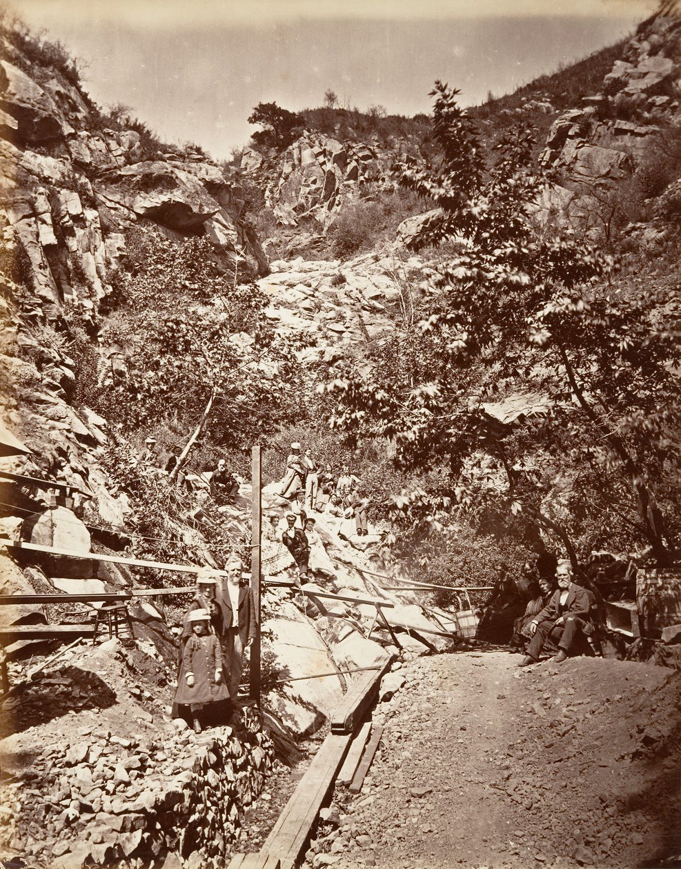 हॉट सल्फर स्प्रिंग्स, सांता बारबरा, 1876, मुद्रित सीए। 1876. द्वारा कार्लटन एम्मन्स वॉटकिंस