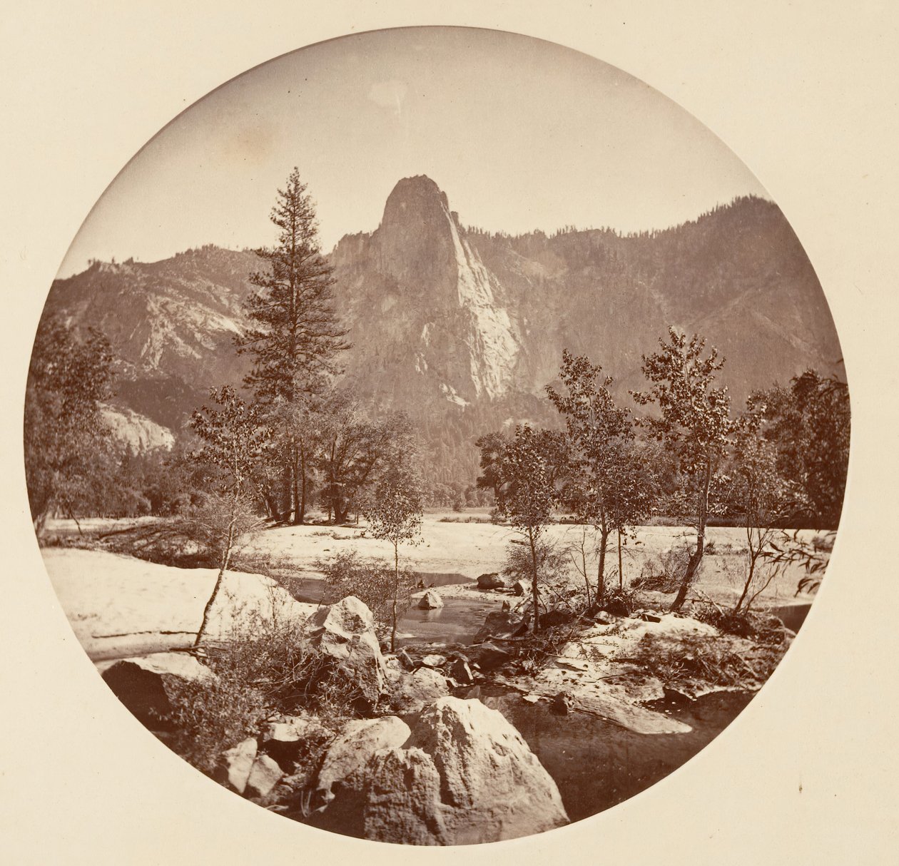 [योसेमाइट नेशनल पार्क, कैलिफ़ोर्निया], सीए। 1878. द्वारा कार्लटन एम्मन्स वॉटकिंस