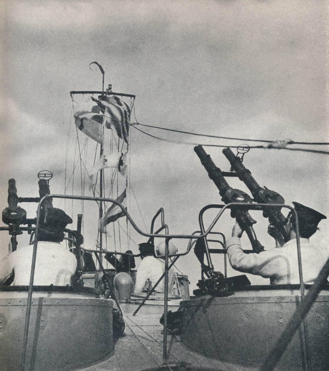 मार्क ओवर !, 1941 द्वारा सेसिल बीटन