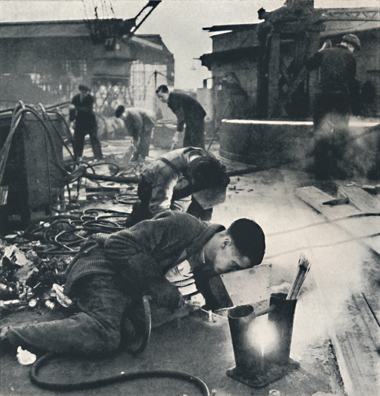 कीलक, 1941 द्वारा सेसिल बीटन