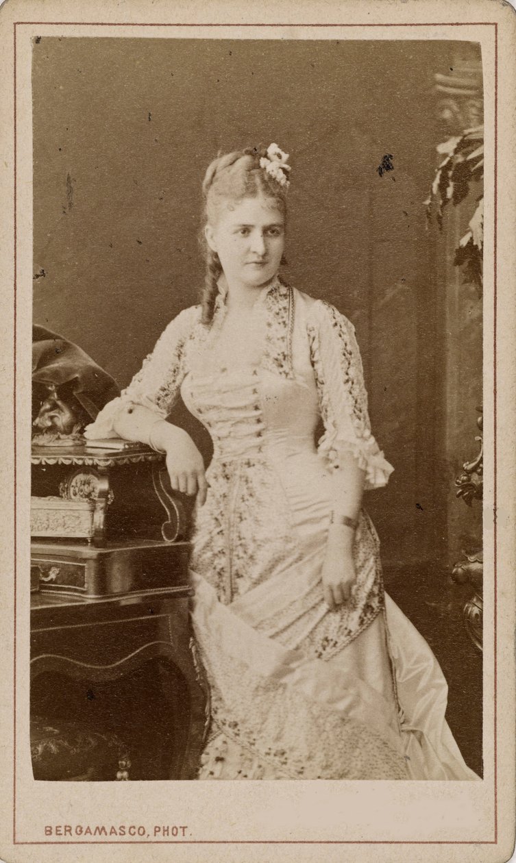 ओपेरा गायक कैरोलिन सल्ला कैरोलिन लुईस डी सेप्टावॉक्स का पोर्ट्रेट, c. 1880. द्वारा चार्ल्स बर्गमास्को