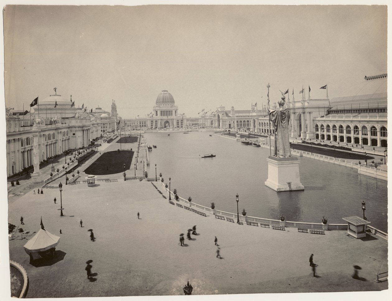 1893 के शिकागो के कोलंबियाई प्रदर्शनी में कोर्ट ऑफ ऑनर द्वारा चार्ल्स डडली अर्नोल्ड