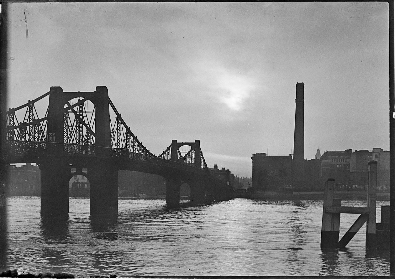 लैम्बेथ ब्रिज, वेस्टमिंस्टर, ग्रेटर लंदन प्राधिकरण, 1920-1927। द्वारा चार्ल्स विलियम प्रिकेट