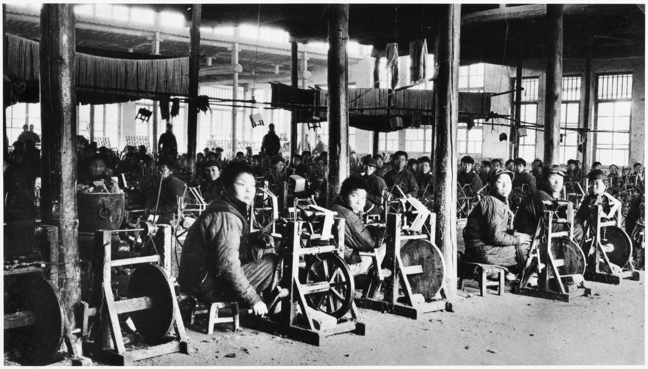 चाईशेन के पास चीनी द्वारा संचालित कारखाना, c.1930 द्वारा चीनी फोटोग्राफर