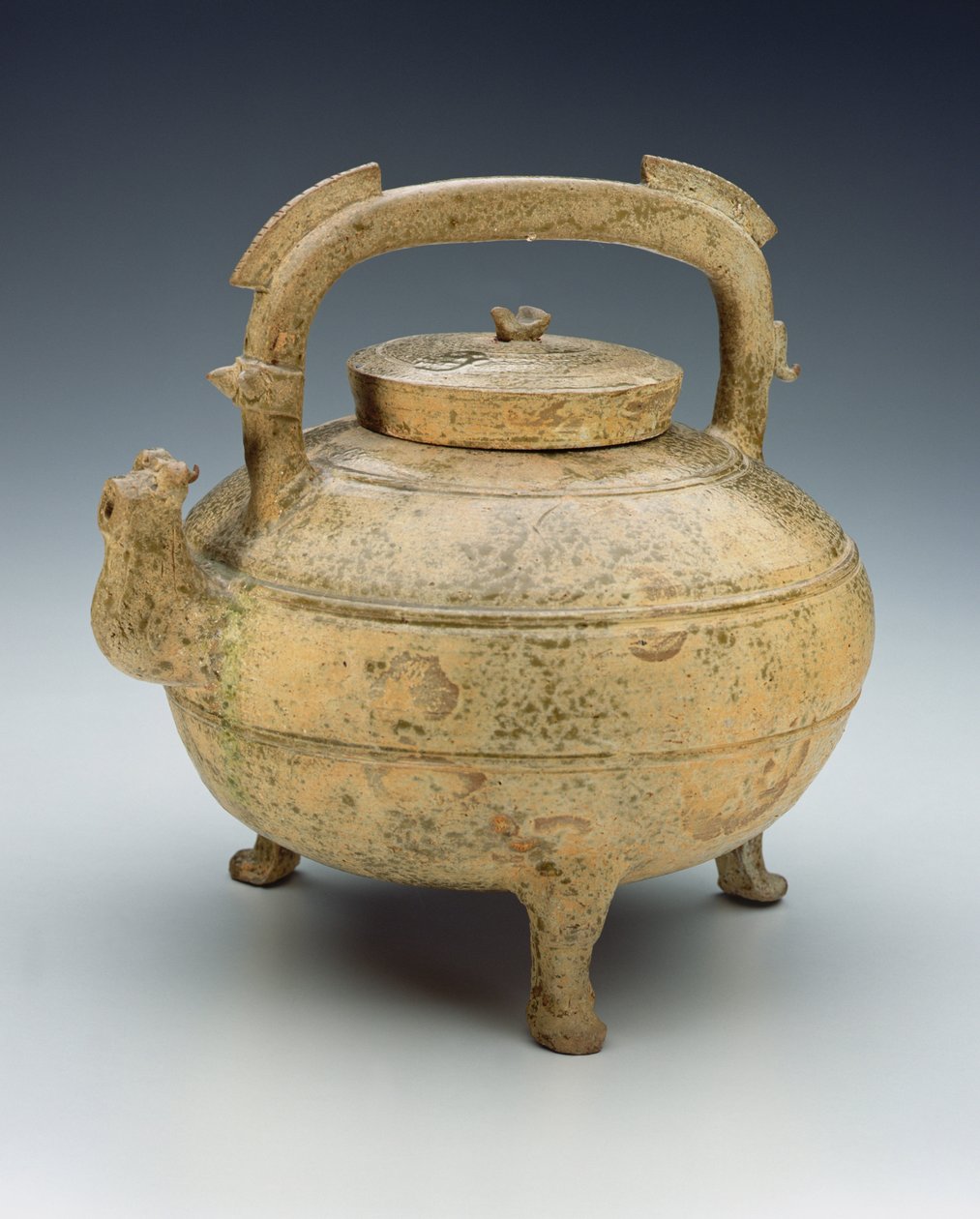 चमकता हुआ मिट्टी के बर्तनों केतली, युद्धरत राज्यों की अवधि, 1027-220BC (सिरेमिक) द्वारा चीनी स्कूल