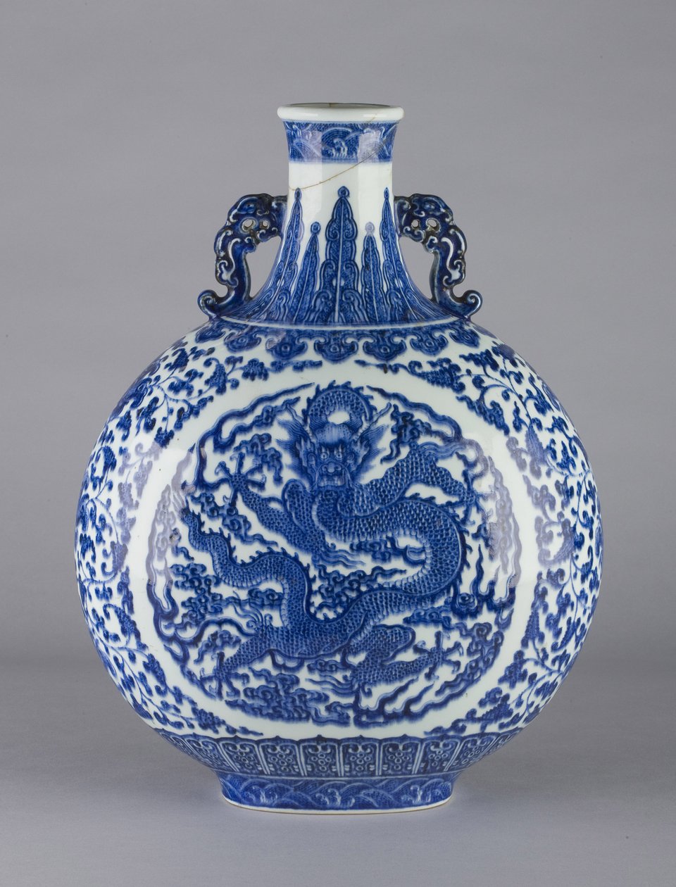 पिलग्रिम फ्लास्क, 1736-96 (जिंगडेजेन वेयर) द्वारा चीनी स्कूल