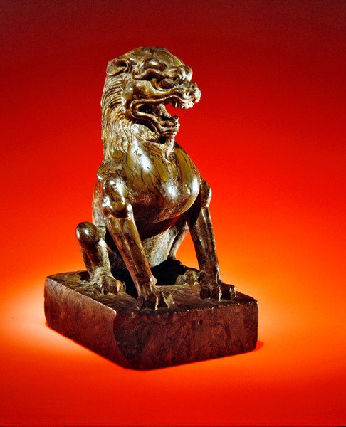 बैठा शेर, तांग राजवंश (618-906) (394850 भी देखें) द्वारा चीनी स्कूल चीनी स्कूल