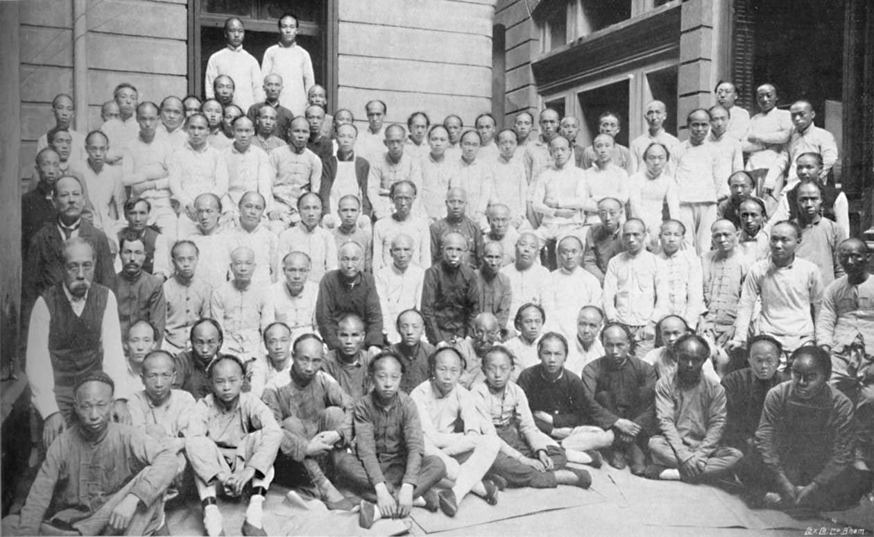 कम्पोज़िटर्स एंड प्रेसमेन, नॉर्थ चाइना डेली न्यूज़ ऑफिस, 1910 द्वारा कॉक्स कंपनी लि