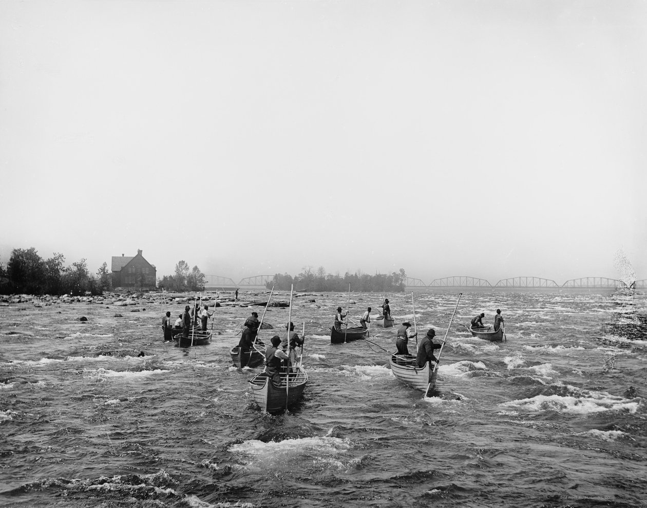 रैपिड्स में मछली पकड़ते भारतीय, सैल्ट स्टी। मैरी, मिशिगन, c.1900 द्वारा डेट्रोइट प्रकाशन कंपनी