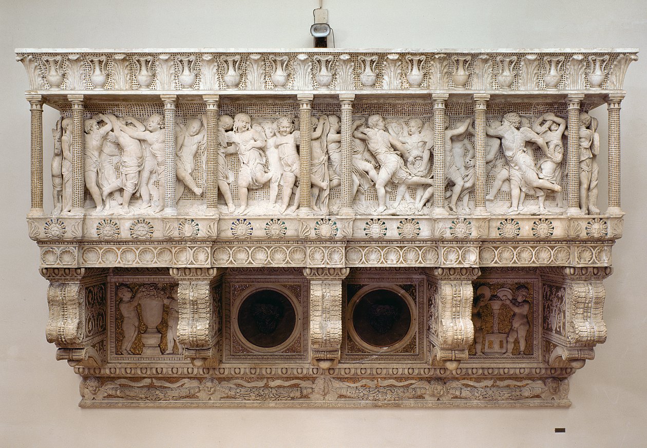 कैंटोरिया, c.1433-38 (संगमरमर और कांच मोज़ेक) द्वारा Donatello