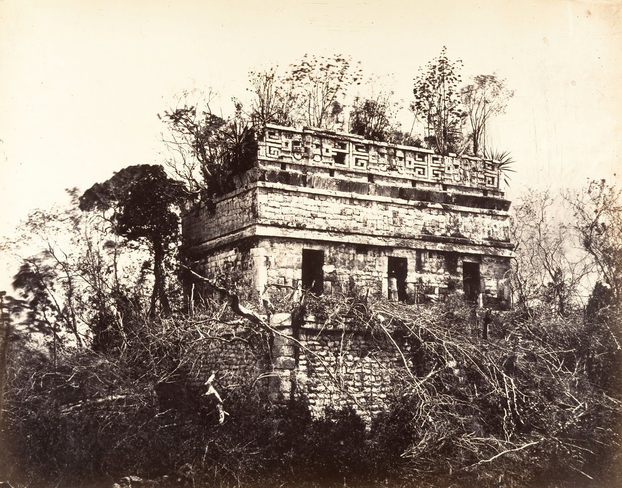 चिचेन-इत्ज़ा में जेल, 1857-89। द्वारा डिसेरे चारणे